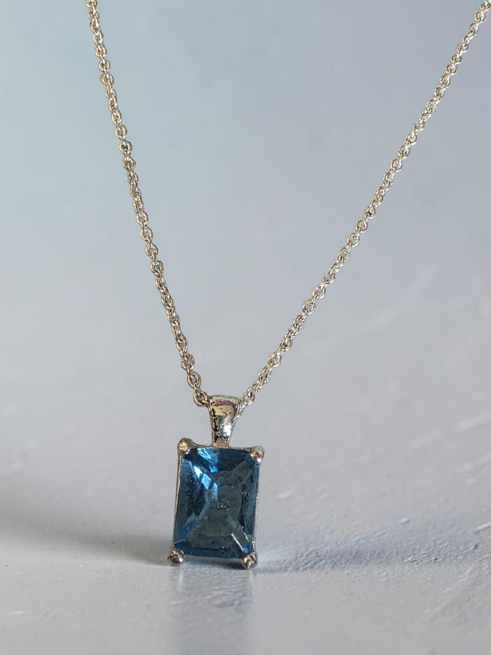 Blue Rectangular Pendant Necklace - Elegant Women's Jewelry